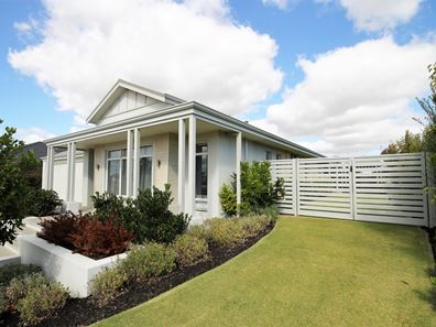 144 Grand Entrance, Australind WA 6233