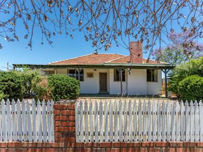 131 Sevenoaks Street, Cannington WA 6107