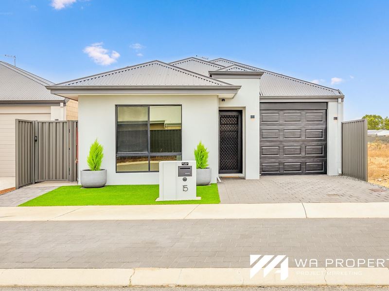 15 Gabbro Way, Piara Waters WA 6112