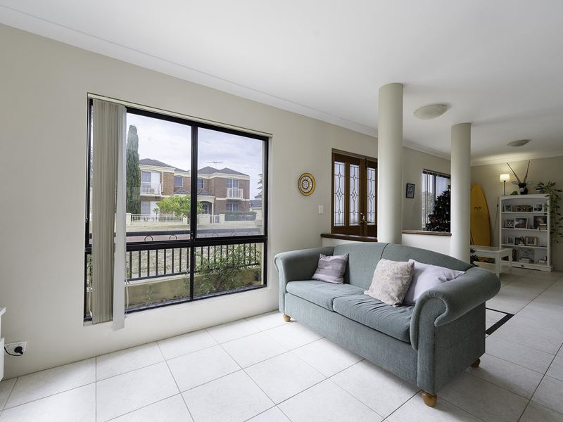 3 St Pauls Crescent, Joondalup WA 6027
