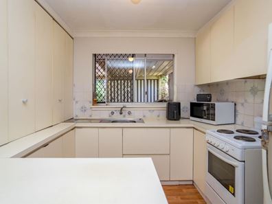 45A Tewson Road, Camillo WA 6111