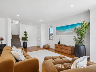 2 Sporing Way, Hillarys WA 6025