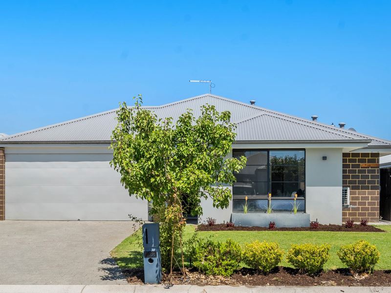 38 Swithland Way, Aveley