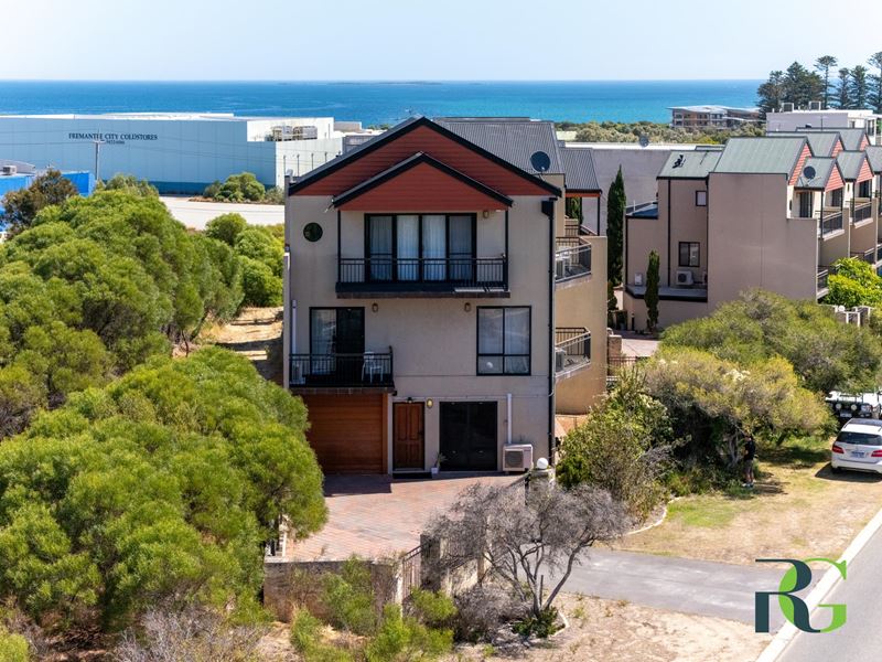 1/7 Bellion Drive, Hamilton Hill