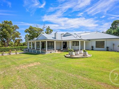 3 Balmoral Boulevard, Leschenault WA 6233