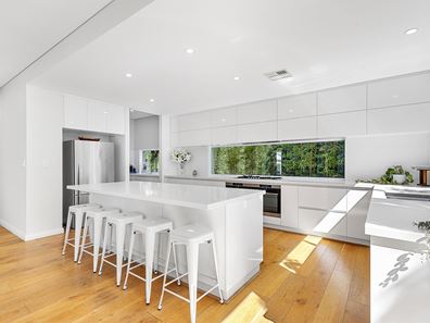 10 Baring Street, Mosman Park WA 6012
