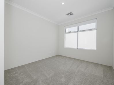 16 Overland Approach, Wanneroo WA 6065