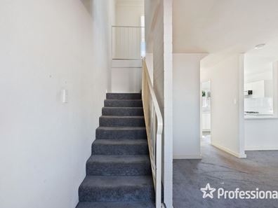 5/9 Albourne Way, Balga WA 6061