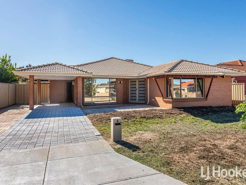 8 Blakemore Retreat, Huntingdale