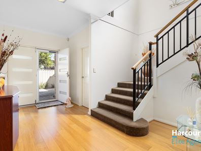 2/205 Kent Street, Rockingham WA 6168