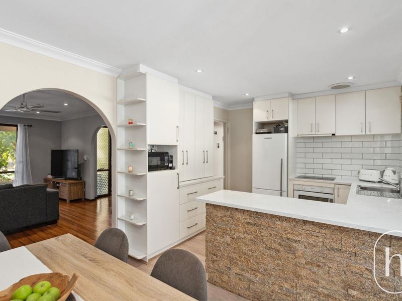 12 Graphic Court, Beldon WA 6027