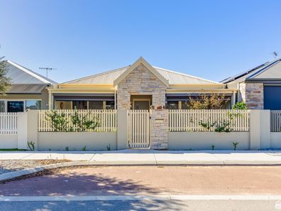 108 Clubhouse Lane, Gnangara WA 6077