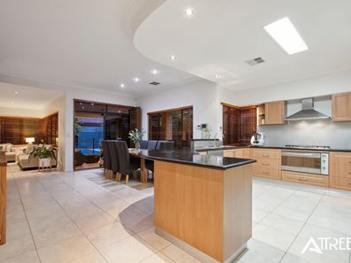 7 Schwartz Avenue, Harrisdale WA 6112