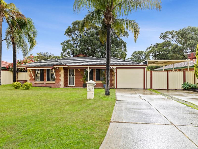 13 Sunningdale Circle, Cooloongup WA 6168