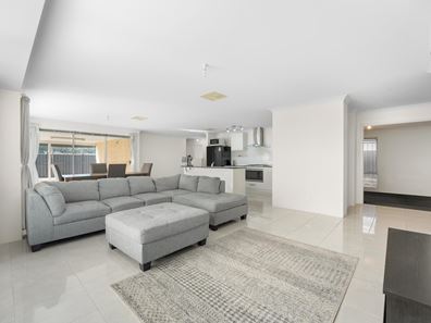 16 Notman Way, Baldivis WA 6171