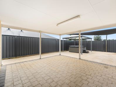 16 Notman Way, Baldivis WA 6171