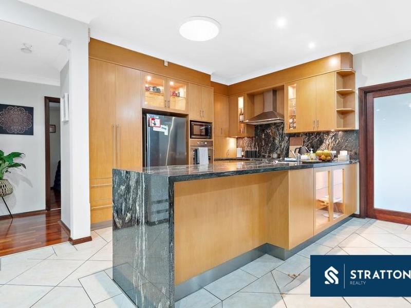 17 Turret Road, Willetton