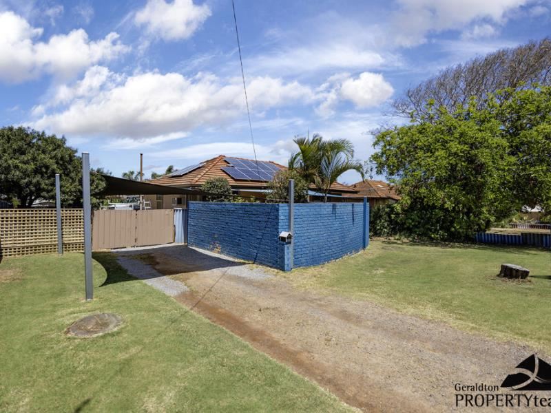 5 Houtman Street, Wonthella WA 6530