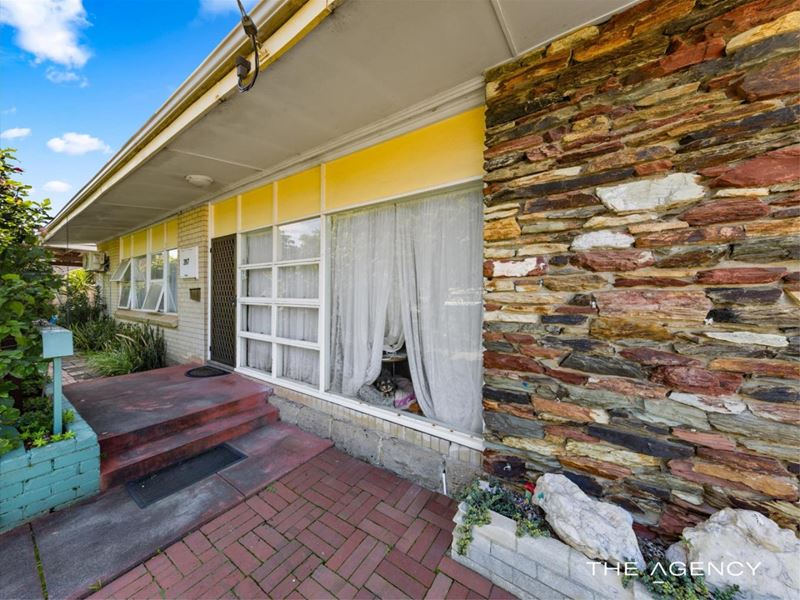 287 Robinson Avenue, Cloverdale