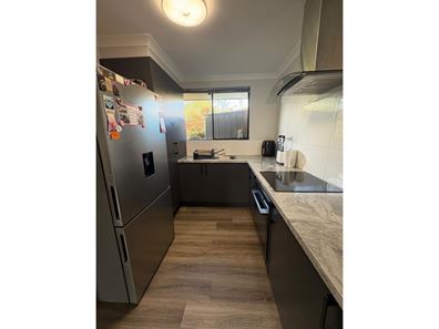 2/114A Moran Street, Victory Heights WA 6432