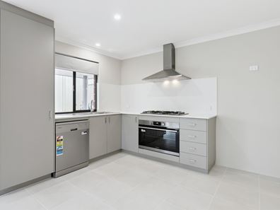 3 Zona Place, Sinagra WA 6065