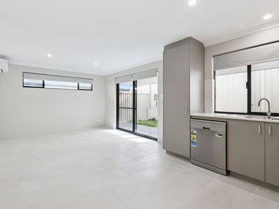 3 Zona Place, Sinagra WA 6065