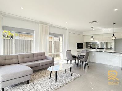 5 Celia Way, Harrisdale WA 6112