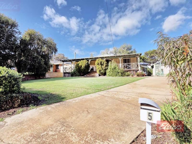 5 Crossman Road, Boddington WA 6390