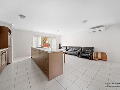 6D Messenger Street, Kelmscott WA 6111