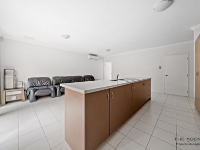 6D Messenger Street, Kelmscott WA 6111
