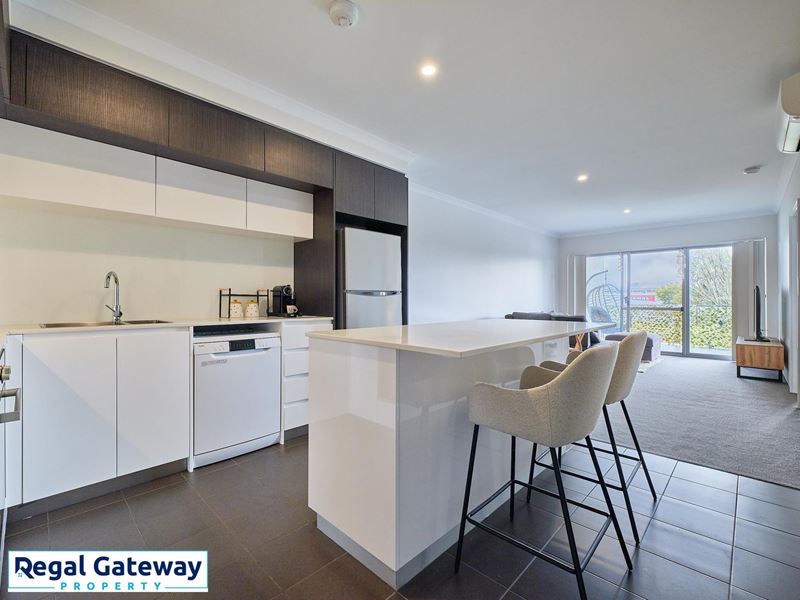 8/180 Bartram Road, Atwell WA 6164