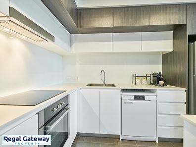 8/180 Bartram Road, Atwell WA 6164