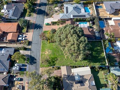 79 The Crest, Woodvale WA 6026