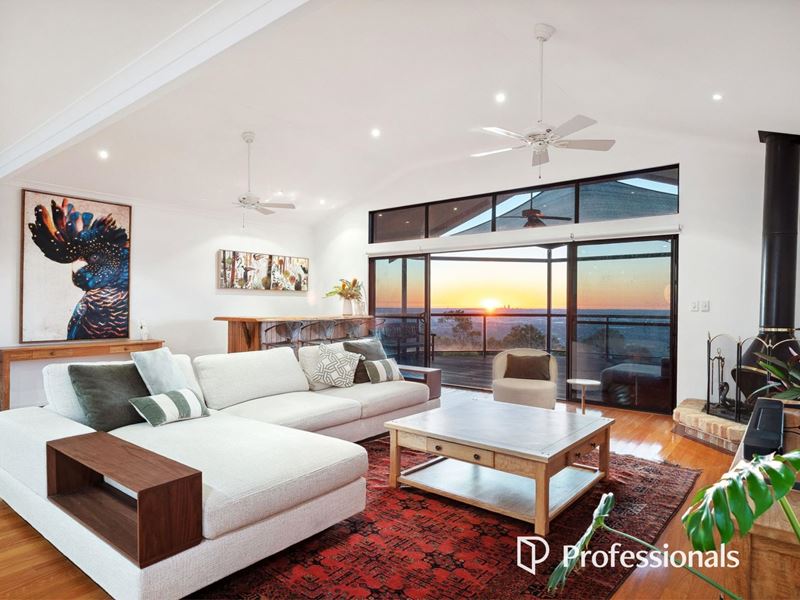 9 Ford Road, Lesmurdie WA 6076