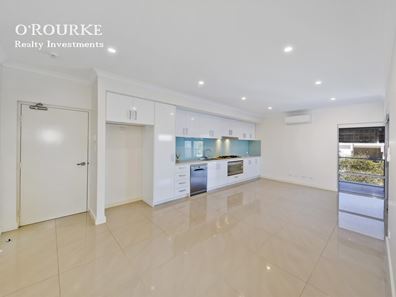 10/18 Nautilus Crescent, Scarborough WA 6019