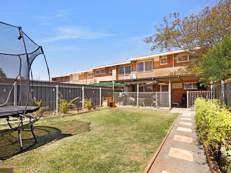 17/10 Walcott Way, Bulgarra