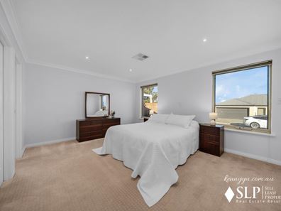 23 The Oval, Madeley WA 6065