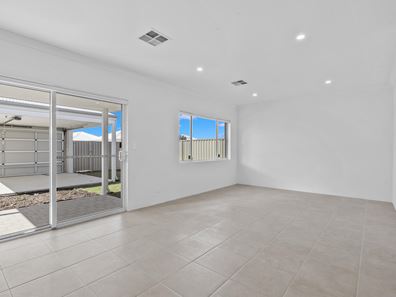 193 Inlet Boulevard, South Yunderup WA 6208