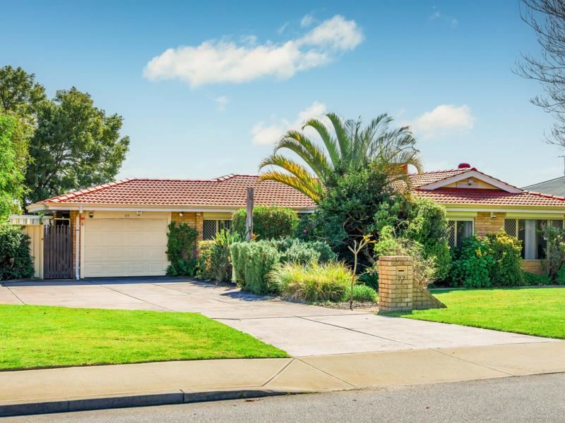 77 Brown Crescent, Seville Grove WA 6112
