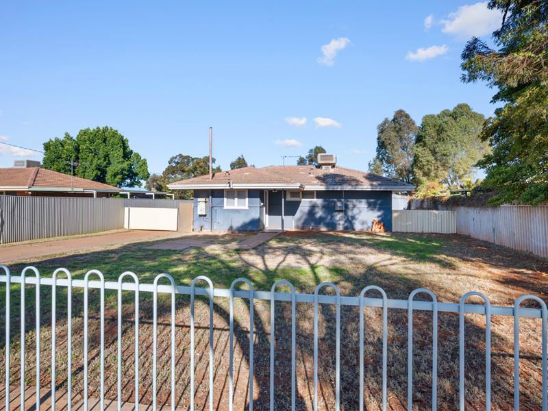 24 Belgravia Place, South Kalgoorlie WA 6430