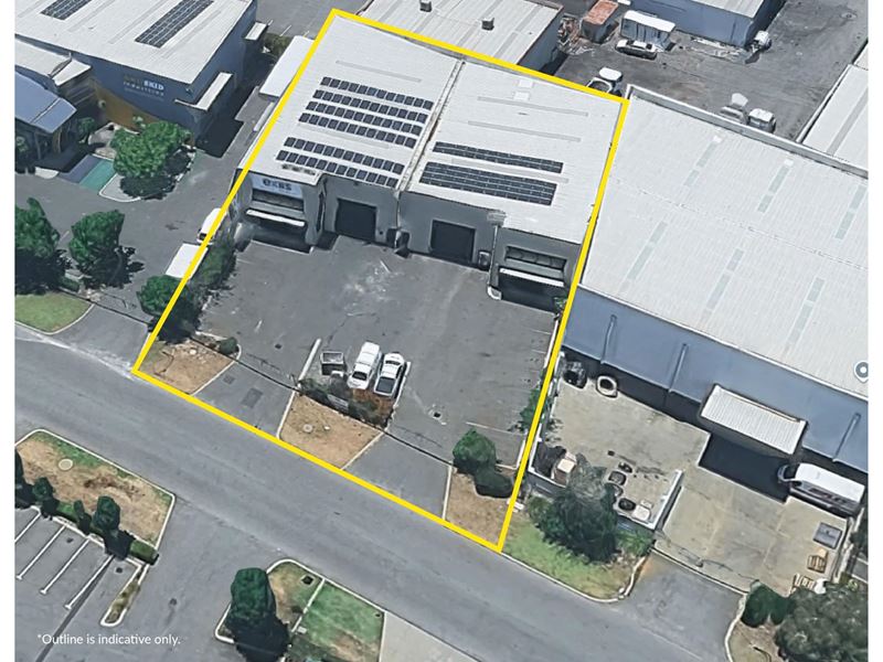 1/3 Tacoma Circuit, Canning Vale WA 6155