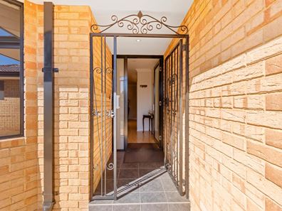 122B Jones Street, Stirling WA 6021