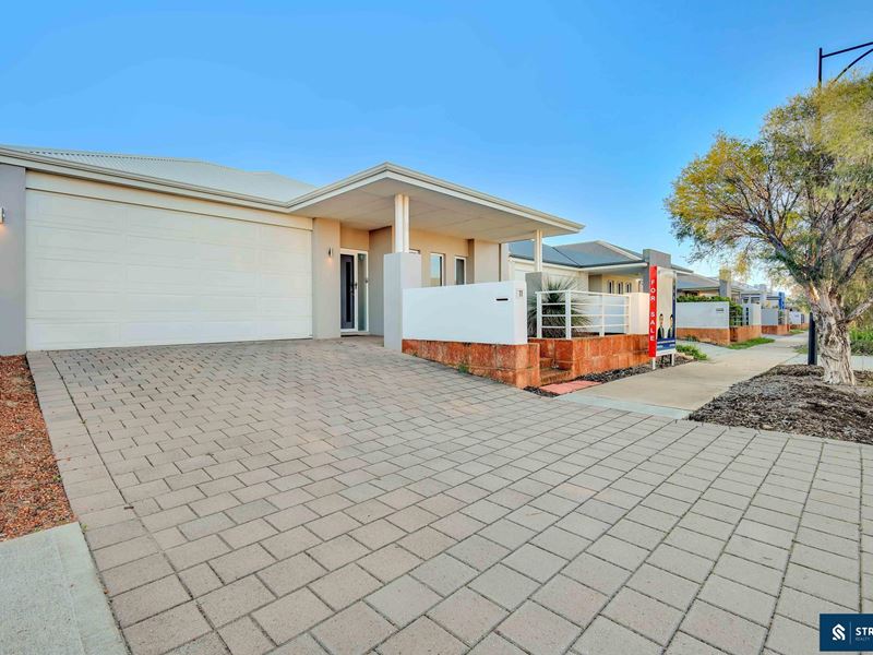 11 Casitas Street, Champion Lakes WA 6111