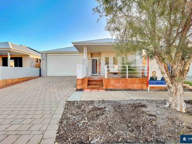 11 Casitas Street, Champion Lakes WA 6111