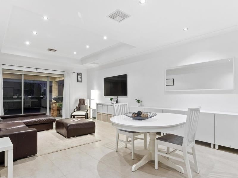 1B Eastdene Circle, Nollamara WA 6061