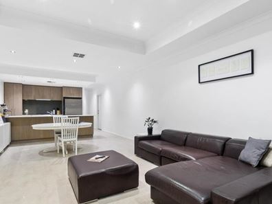 1B Eastdene Circle, Nollamara WA 6061