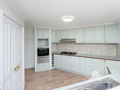 39 Pickworth Retreat, Pelican Point WA 6230