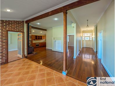 10 Burnside Place, Northam WA 6401