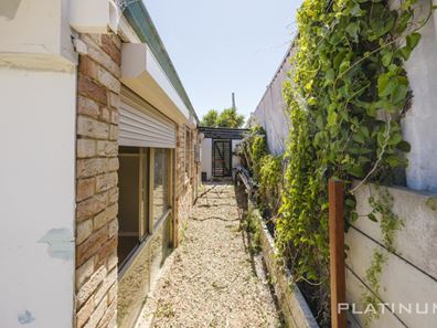 2 Tenet Court, Merriwa WA 6030