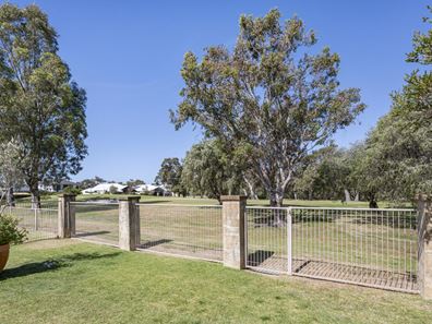 18 The Enclave, Dunsborough WA 6281